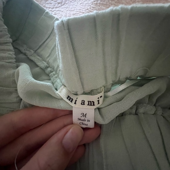 Francesca’s long green skirt - Picture 2 of 2